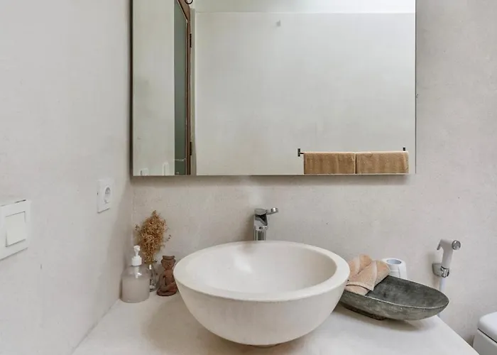 Alba, Berawa, Large Private 4br Near The Canggu (Bali)