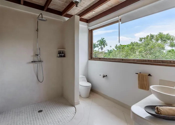 Alba, Berawa, Large Private 4br Near The *