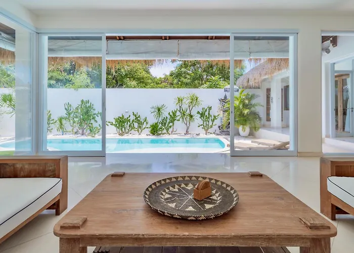 Alba, Berawa, Large Private 4br Near The * Canggu (Bali)