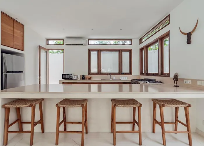 Villa Alba, Berawa, Large Private 4br Near The *