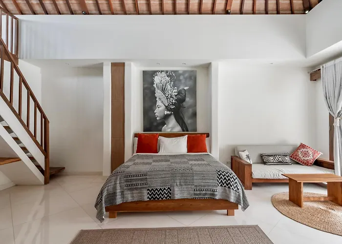Alba, Berawa, Large Private 4br Near The Canggu (Bali)