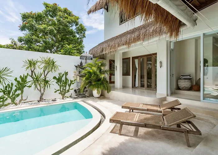 Alba, Berawa, Large Private 4br Near The * Canggu (Bali)